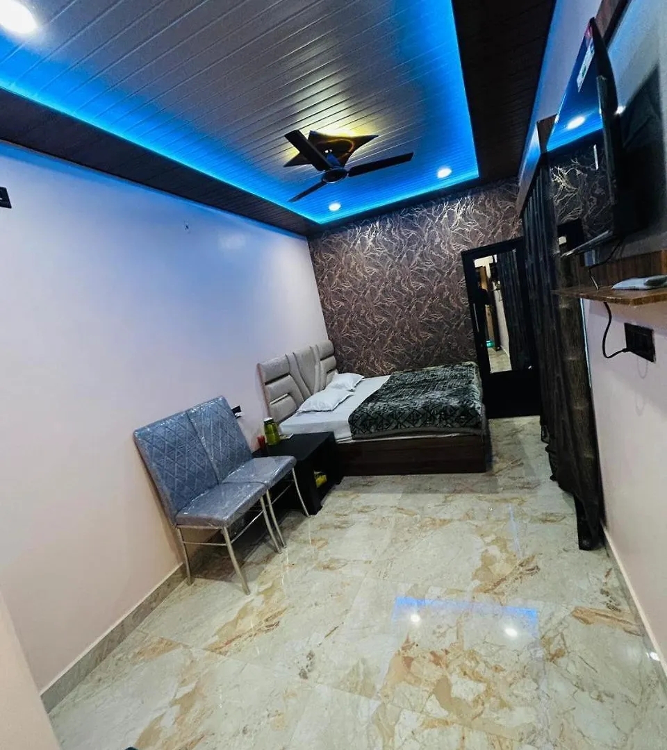 Kumari Paying Guest House Benares 0*,  India
